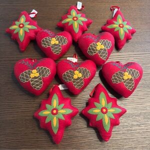 NWT 10 Felt Stuffed Christmas Ornaments Red